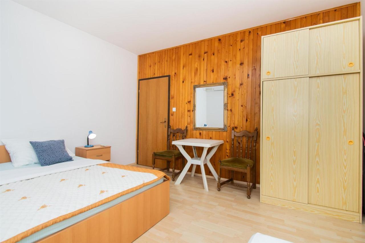Apartment Mijo Vodice Esterno foto