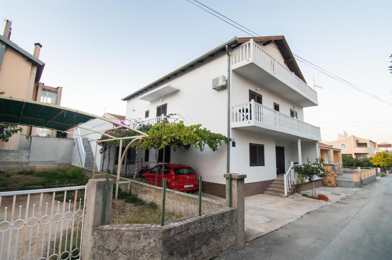 Apartment Mijo Vodice Esterno foto