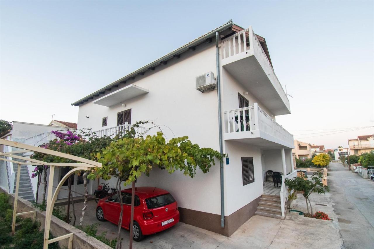 Apartment Mijo Vodice Esterno foto